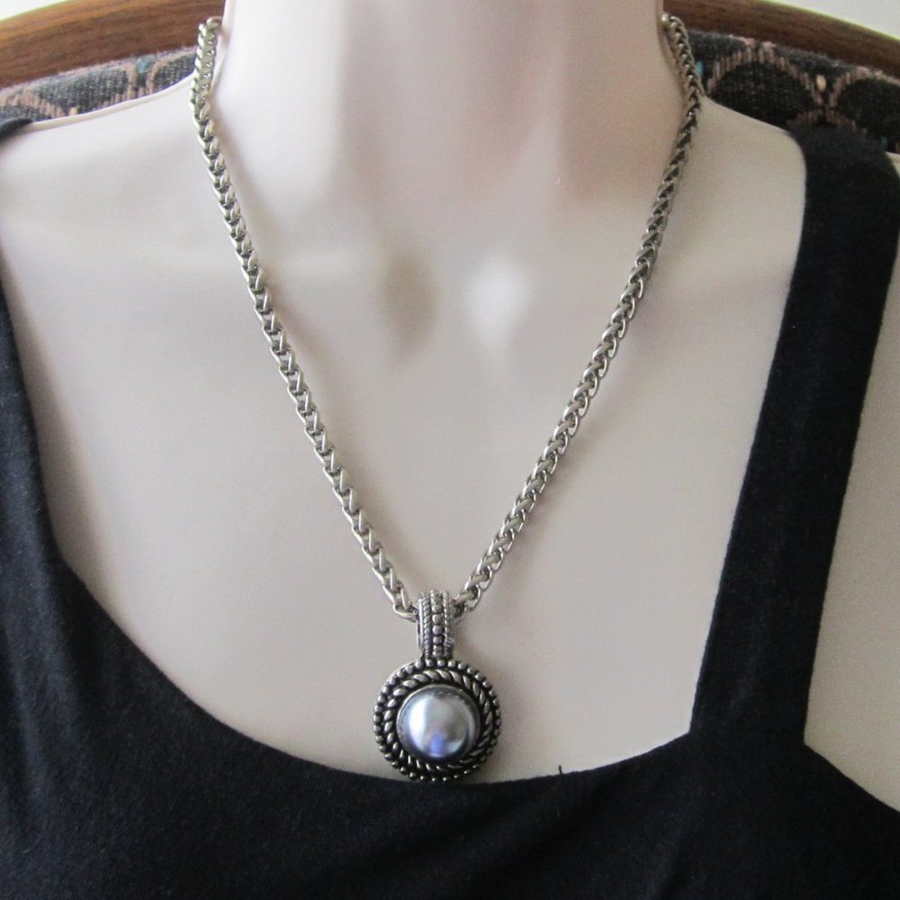 Chunky Faux Gray South Seas Pearl Necklace